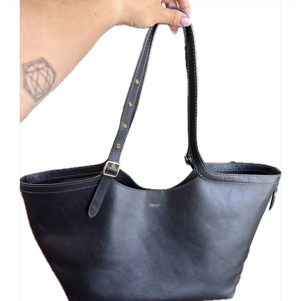 NWOT Coach Gramercy Leather Tote Bag